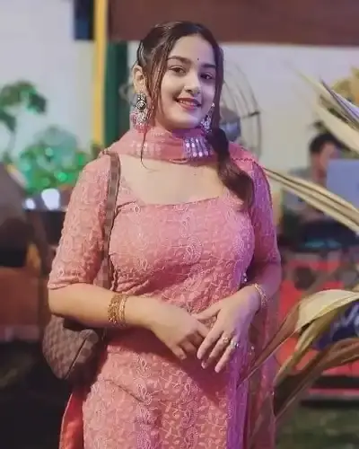 Call Girls Kamarhati Cash On Delivery